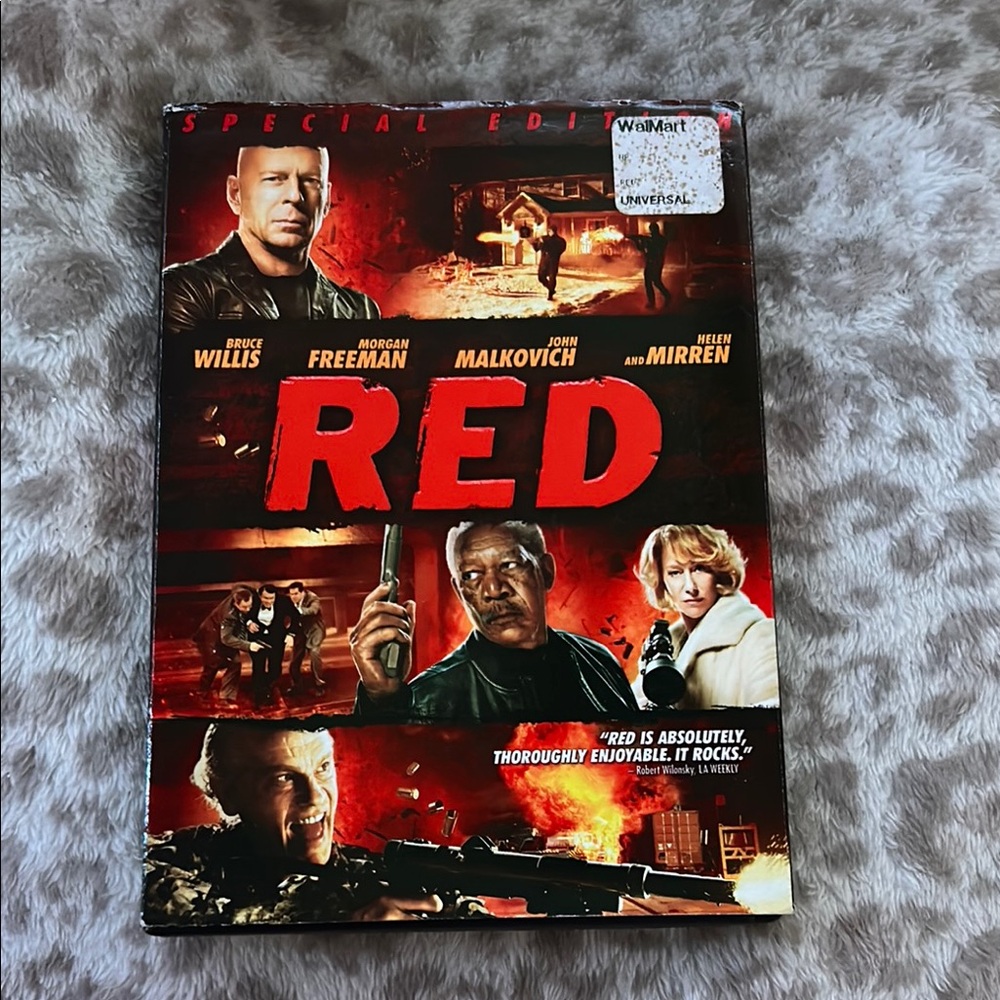 ☑️Red Special Edition DVD